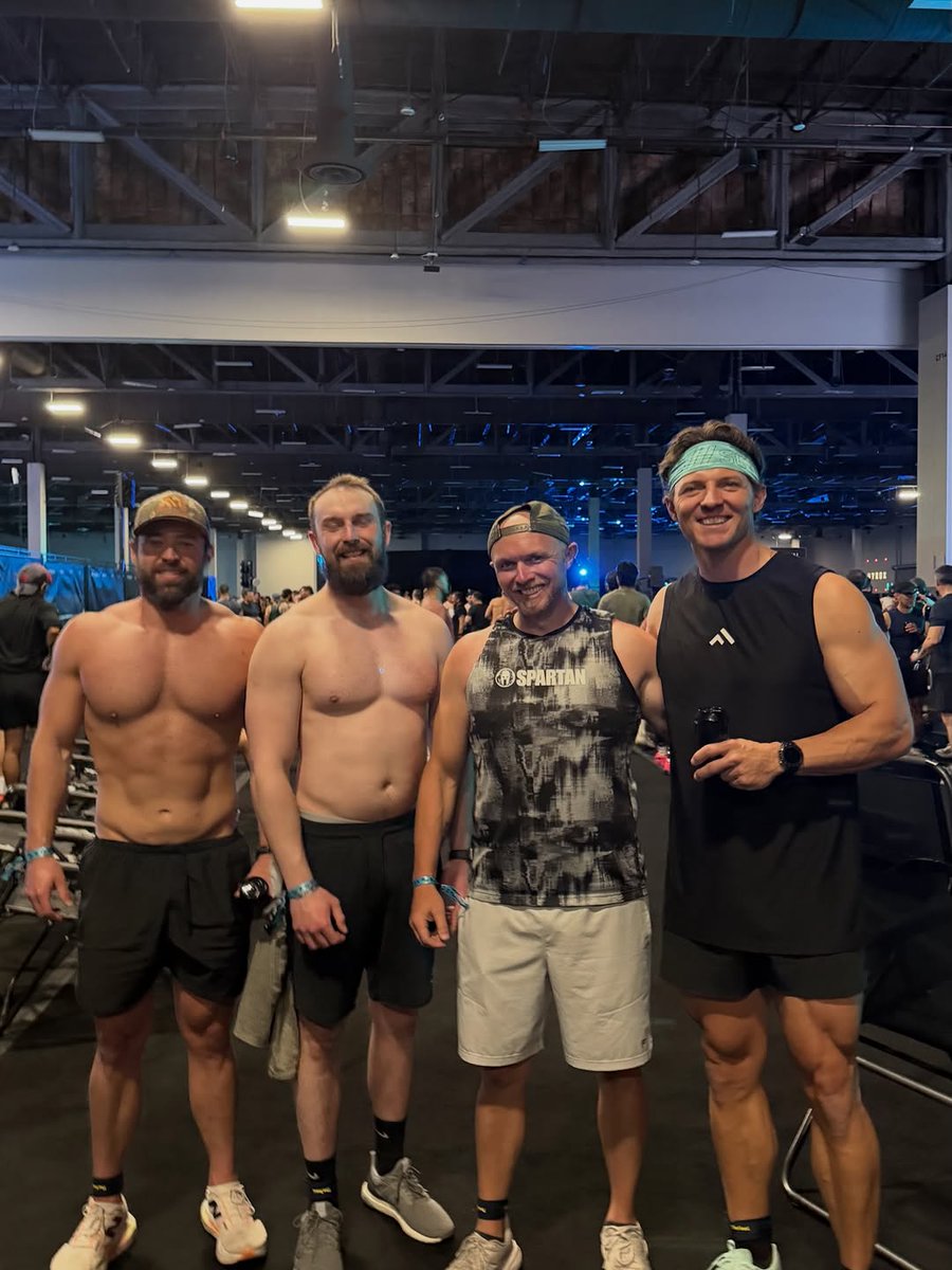 OFICIALMCVALET's tweet photo. Just a quick last-minute  in Vegas! Had fun and felt humbled! Looking forward to doing another for sure! https://t.co/ymstuONJI2