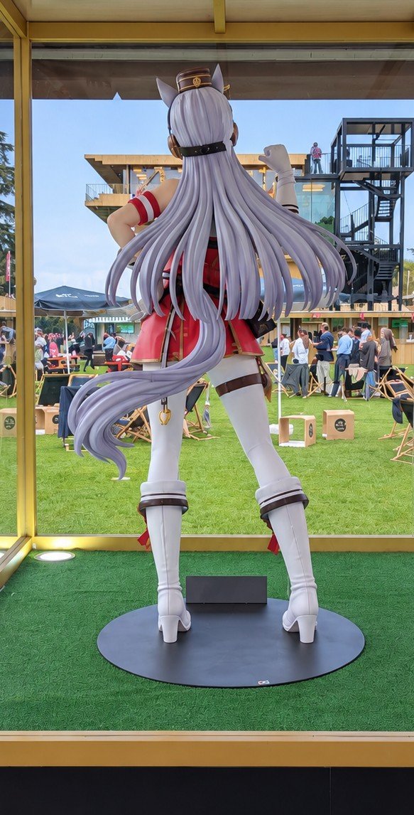 IanTong_'s tweet photo. @umamusume_eng Even coming back after 18:00 there's still a lot of glare, so I did have to run them through some filters to clean it up. https://t.co/SOg4JQc61L