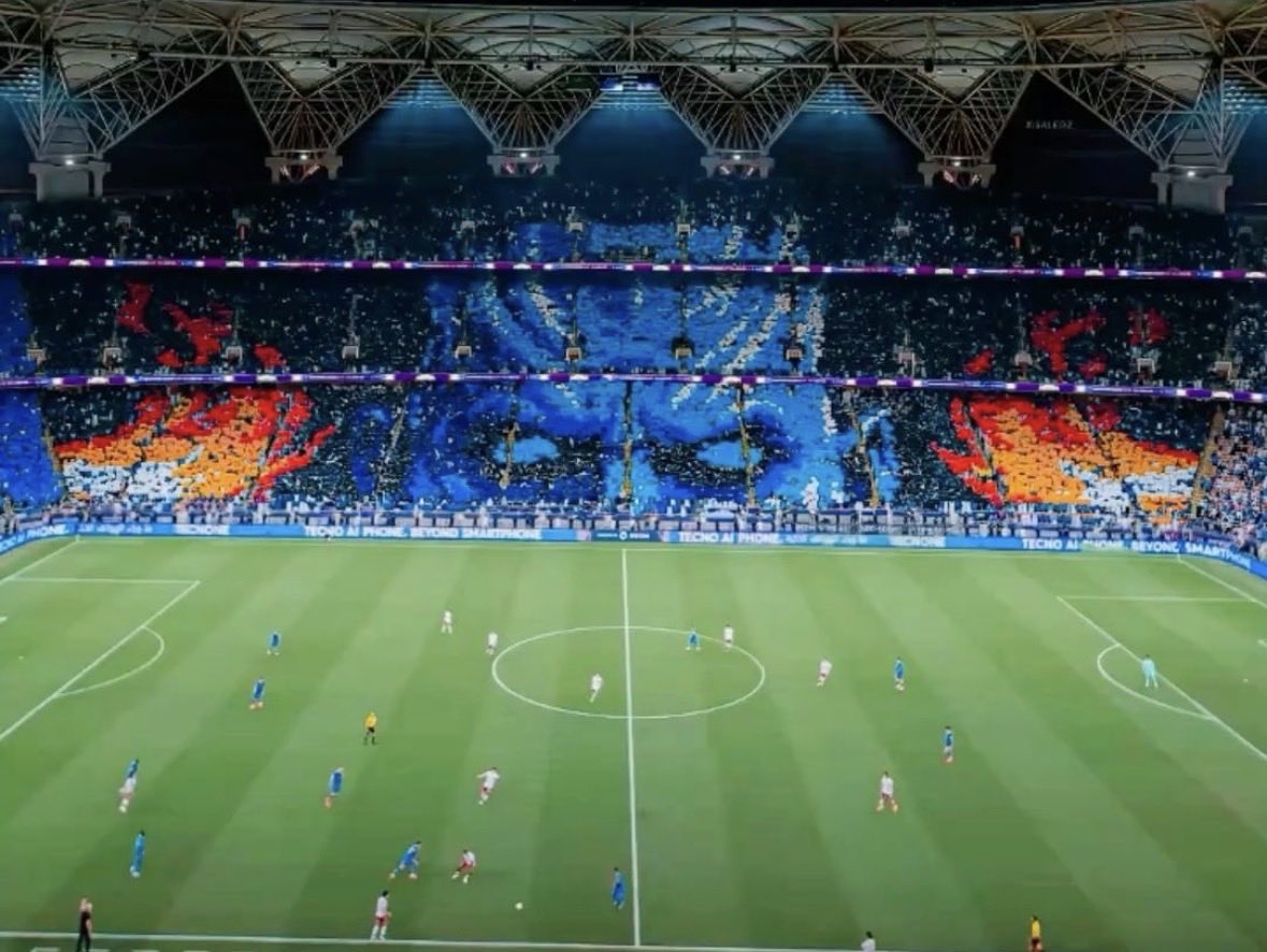 _k1l9's tweet photo. للمعلومية اللي صمم تيفو المنتخب التاريخي اليوم
هو نفسه اللي صمم تيفو الـ Night king 

والله ملك التيفوهات 💙 https://t.co/qU34vUKB6i