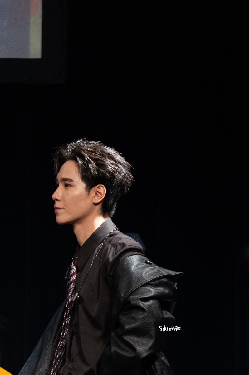 sojuorwine_jm's tweet photo. พี่เนียร์หล่อมาก👅👅

#JuniorMark #junniorrs

JUNIORMARK FD36 SUKIDESU
#JUNIORMARKxFANDAY36INTOKYO https://t.co/JT4iiVovvz