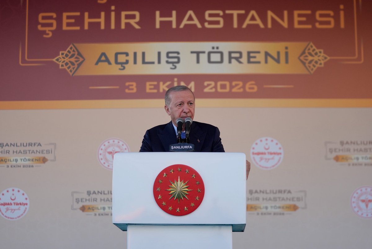 saglikbakanligi's tweet photo. Cumhurbaşkanımız Sayın Recep Tayyip Erdoğan'ın teşrifleriyle Şanlıurfa Şehir Hastanesi Açılış Töreni gerçekleştirildi. 

Yeni sağlık tesisimiz ülkemize ve milletimize hayırlı olsun. 

Sağlıklı Türkiye Yüzyılı 🇹🇷 https://t.co/ZVADz44Jtd