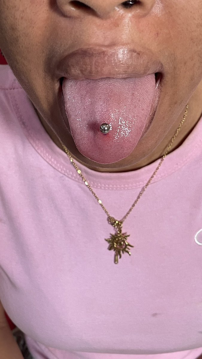 sochi_okk's tweet photo. I WANNA BE YOUR PIERCER🫵🙏 piercings i did recently 💘 https://t.co/KaE2qvxRXo