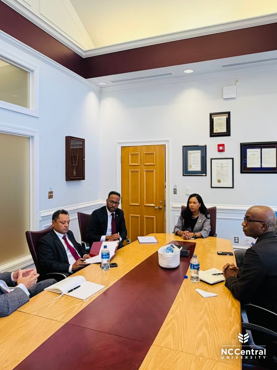 NCCU's tweet photo. #NCCUCommunityPartnerships | Chancellor Dixon and NCCU leaders welcomed Duke Health leaders to campus to discuss existing collaborations and opportunities to strengthen partnerships in research, health education and community impact.

#WeAreNCCU | @EagleInChief13 @DukeHealth https://t.co/aJ0NYXdCSP