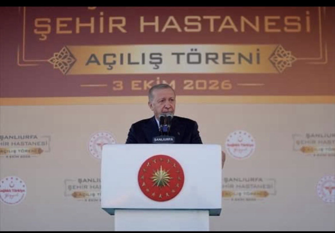 BTEKATLI63's tweet photo. Şanlıurfa Şehir Hastanesi, bölge halkına en modern imkânlarla hizmet vermek üzere açıldı.
▪︎2.000 yatak kapasitesi
▪︎546 yoğun bakım yatağı
▪︎451 poliklinik
▪︎65 ameliyathane
Kalp, organ nakli, inme, yanık, nükleer tıp ve kemoterapi gibi nitelikli sağlık hizmetleri artık tek çatı altında.
Bu devasa sağlık kompleksini Şanlıurfa’mıza kazandıran başta sn Cumhurbaşkanımız Recep Tayyip Erdoğan olmak üzere emeği geçen herkese şükranlarımızı sunarız.
Şanlıurfa’mıza ve ülkemize hayırlı olsun! 🇹🇷
@RTErdogan @saglikbakanligi
#Şanlıurfa #Sağlık #ŞehirHastanesi