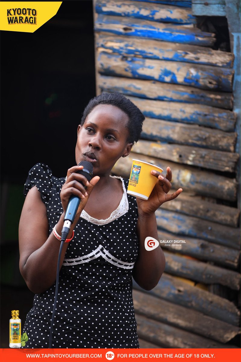 GalaxyFMUg's tweet photo. The people of Nalukolongo have officially accepted the new taste of Kyooto Waragi

#ZzinaLifeStyle | #KyootoGin |
#StrongStartSmoothFinish https://t.co/i77b6GyX3i