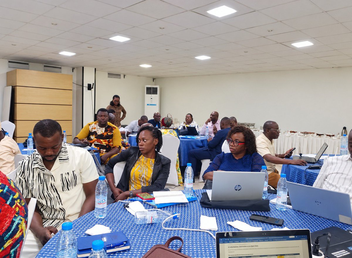 CitizenLab_Cmr's tweet photo. Du 30 sept. au 2 oct. à Douala, @CitizenLab_Cmr a pris part à l’atelier MINDDEVEL/PNUD sur les outils numériques de participation citoyenne. Rien ne s’arrête là…!

@AFRICTIVISTES @YouthCohort 

#AfricTivistes
#AfricaLab #CitizenLab
#DigitalDemocracyInitiative
#YDC #CitizenLab237 https://t.co/8wafkh7yc5