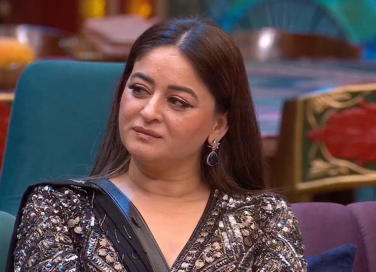 iamishvichoudha's tweet photo. #KanikaMann exposed mahi didi on her face...... Well done kanika 👏👏... But you need to be more vocal and visible in the game 
#BiggBoss20 https://t.co/zEV840ubm3