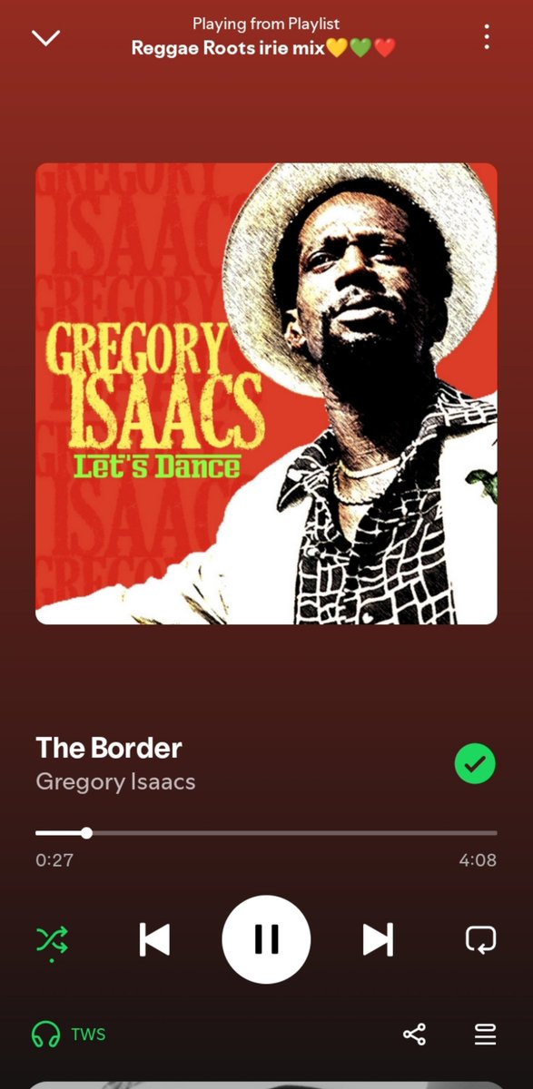 WbunP's tweet photo. Plant dad zimenasa hii pande vibaya sana Na Gregory Isaacs🌿 https://t.co/pMMrtIE8qU