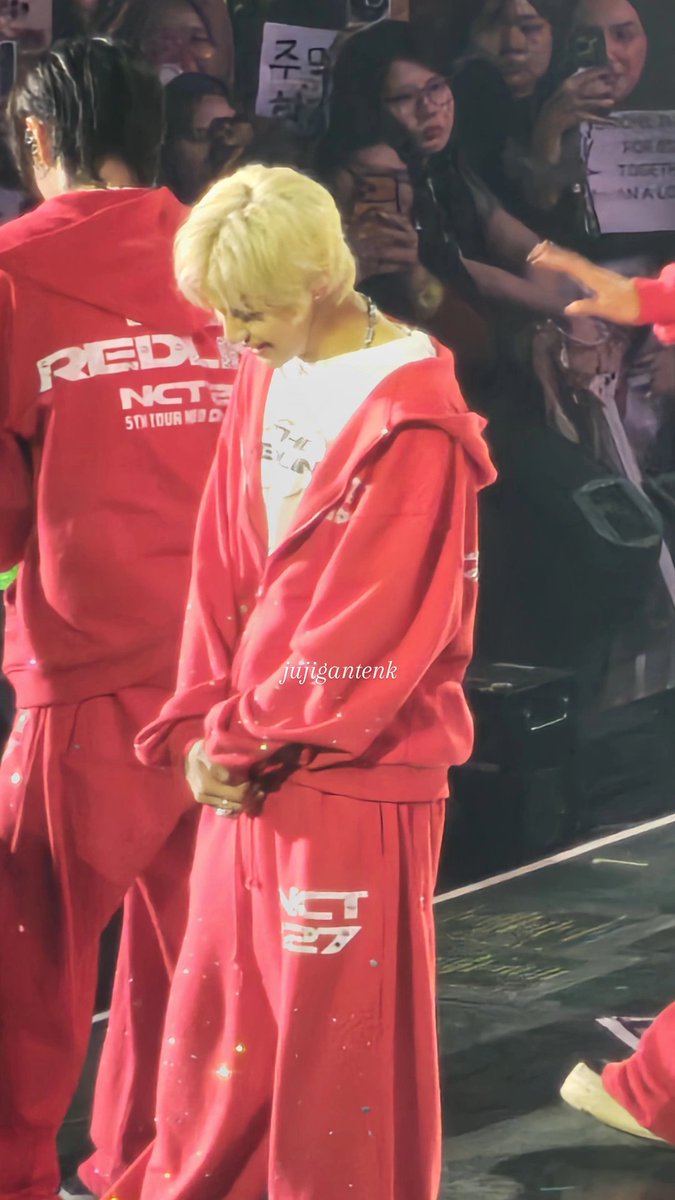 06fullsun10's tweet photo. 261003 redline jkt

#해찬 #THE_REDLINE_JAKARTA  #NCT127
#NCT127_5TH_NEOCITY_THE_REDLINE https://t.co/R5101ZiYV4