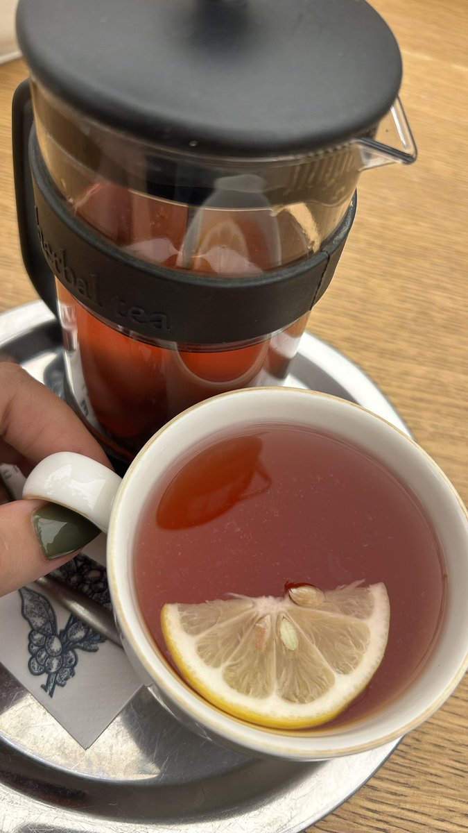 Helin_ozdmr's tweet photo. 🍂☕️ https://t.co/ZI3AZ7uvFU