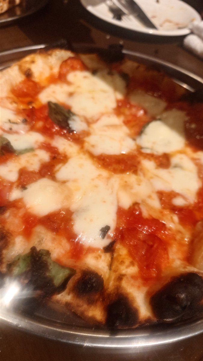 BoBoBoby's tweet photo. バターチキンカレー
アラビアータ
サラミ https://t.co/8i5O4E2ZJ5