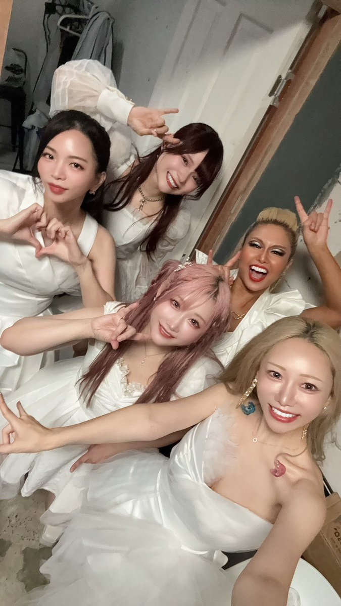 harupidrums's tweet photo. Thank you Bangkok!!🇹🇭
#LOVEBITES #Haruna https://t.co/v0NbQ8wCJ2