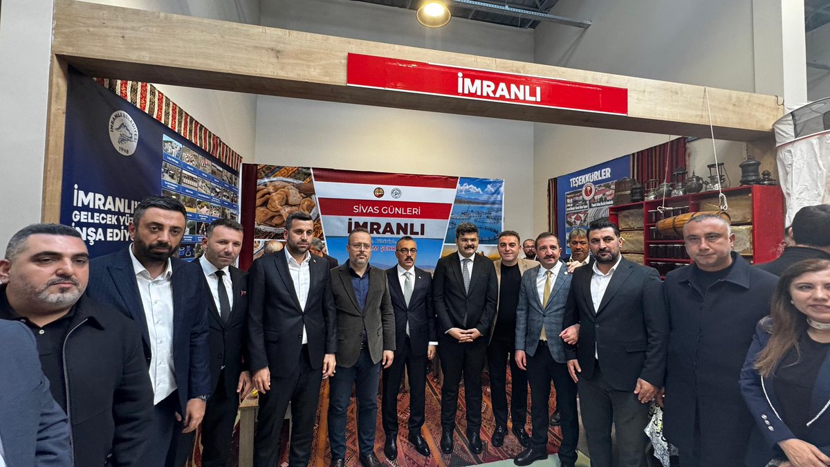 serdarorhan's tweet photo. İstanbul’da hemşehrilerimizle buluşturan 17. Sivas Tanıtım Günleri’ndeyiz.

Sivas Platformu ve İstanbul Sivas Konfederasyonu iş birliğiyle düzenlenen programda hemşehrilerimizle bir araya gelmenin, Sivas’ımızın kültürel zenginliklerine bir kez daha şahitlik etmenin mutluluğunu yaşıyoruz.

Bu güzel buluşmanın düzenlenmesinde emeği geçenlere teşekkür ediyor, tüm hemşehrilerimizi Sivas’ın kültürünü ve lezzetlerini yakından tanımaya davet ediyorum.

@fatihakinnci 
@AdemYILMZ34 
@bbismailerdem 
@burakcifci34 
@atasehirakparti