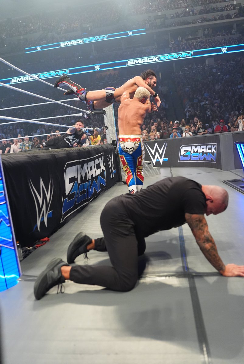 JohnnyGargano's tweet photo. No win, but no doubt..

I know that I belong. https://t.co/h42NvPoG4M