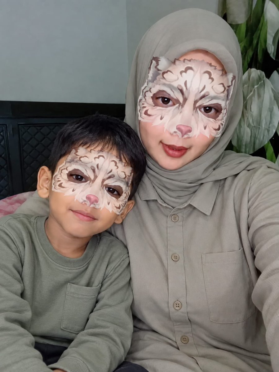 mxivus's tweet photo. alisha penjaga konter is back
https://t.co/l7e4mKu6Xu https://t.co/FlTCJlNV5b