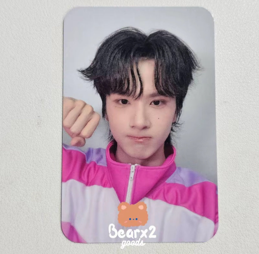 xinxianris's tweet photo. ตามหา❕ การ์ดน้องเซฟ Sport day 2026 ค่ะะ 🎀

**ขออนุญาตเจ้าของรูปค่ะ ใช้รูปแค่ตามหาเท่านั้นไม่ได้มีเจตนาแอบอ้าง**

 #ตลาดนัดอู่อู๋เซฟ #MrFanboyMerch
#รักสุดใจนายแฟนบอยSeries #MrFanboySeries
#MrFanboyEP6 https://t.co/D7UlICWbdE