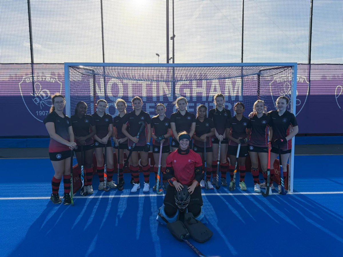 NULS_Sport's tweet photo. A picture perfect morning on the pitch 🏑

Fantastic effort and great results against Ratcliffe College today 🏑

U15A Won 7-0
U14A Won 2-1
U13A Lost 2-3
U13B Drew 1-1
U12A Drew 2-2
U12B Won 3-0 

@NULSchoolUK @NuLS_Headmaster https://t.co/CHMyFJaVDf