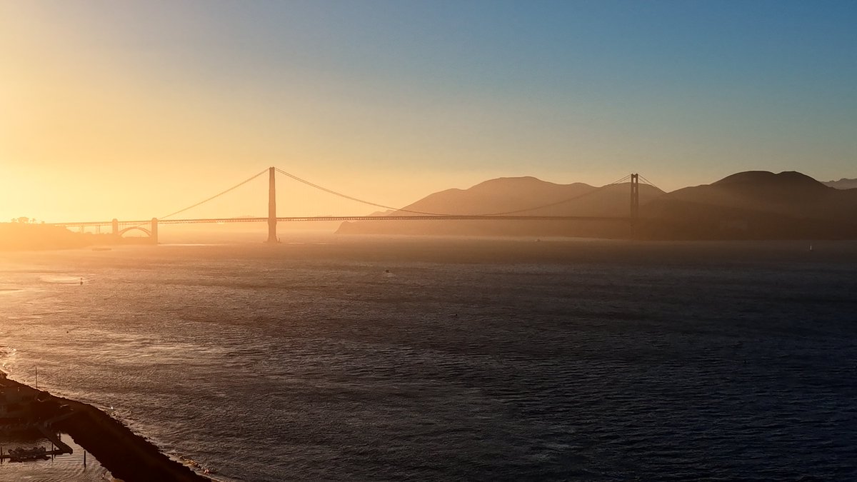 solana_devs's tweet photo. It was great meeting so many San Francisco builders at the Dev Day Cafe and Agent Hackathon this week.

And yes, inference poker was played. https://t.co/Jeib58qIk4
