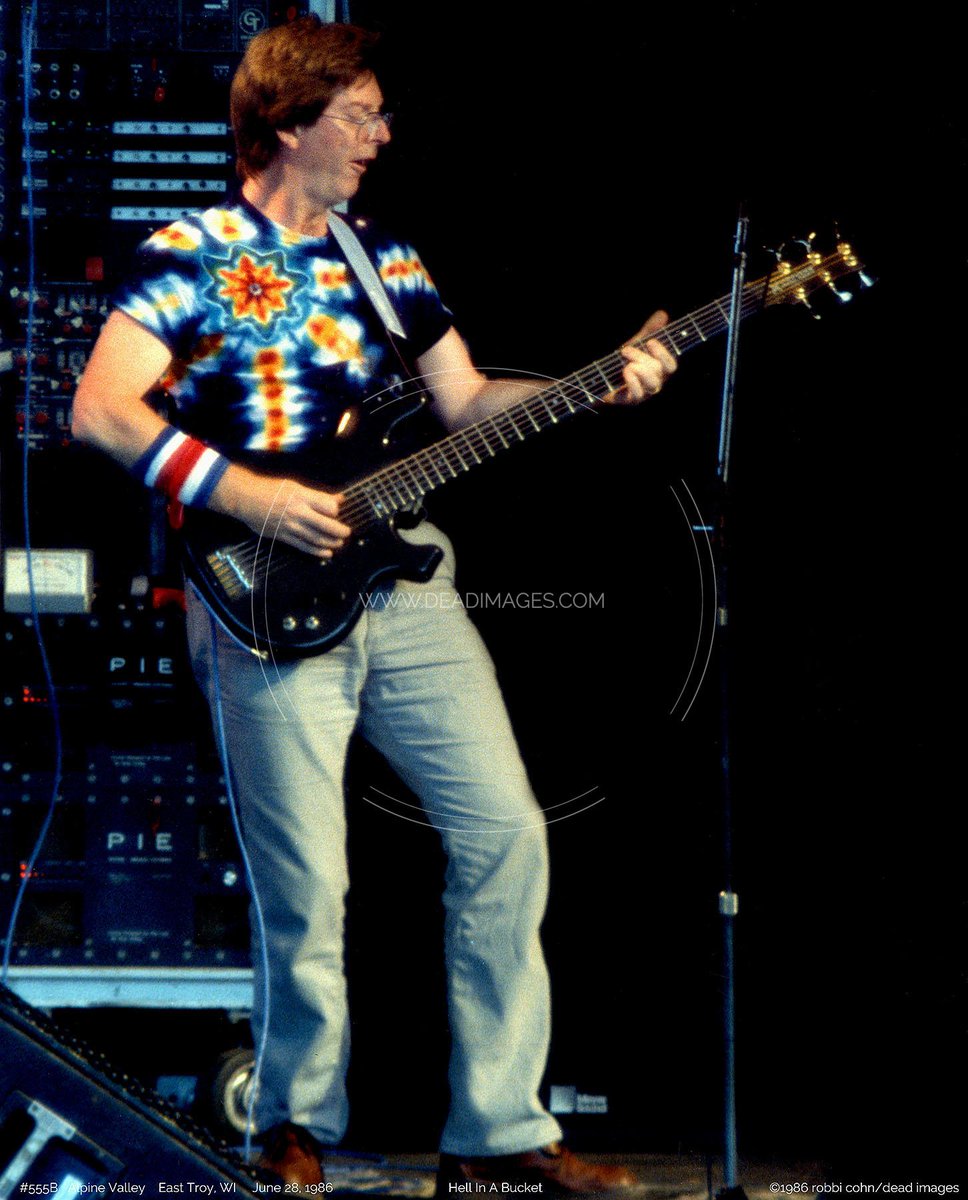 Jwheel13424941's tweet photo. @RockNRoLL_85 Phil Lesh https://t.co/dUcKtW4kBz