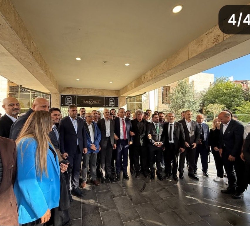 bahcelievlerchp's tweet photo. Eyüpsultan Belediyemizi ziyaret ederek belediye meclis üyelerimiz ve çalışma arkadaşlarımızla bir araya geldik.

Belediye Başkanımız Mithat Bülent Özmen’in yanında, Eyüpsultan halkının iradesinin takipçisiyiz. https://t.co/ioRu9RLHNE