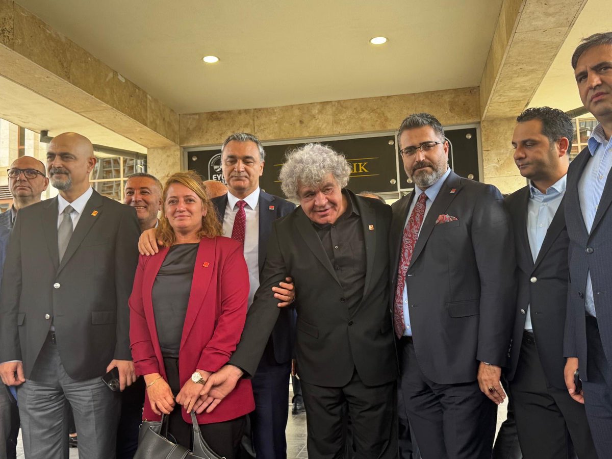 bahcelievlerchp's tweet photo. Eyüpsultan Belediyemizi ziyaret ederek belediye meclis üyelerimiz ve çalışma arkadaşlarımızla bir araya geldik.

Belediye Başkanımız Mithat Bülent Özmen’in yanında, Eyüpsultan halkının iradesinin takipçisiyiz. https://t.co/ioRu9RLHNE