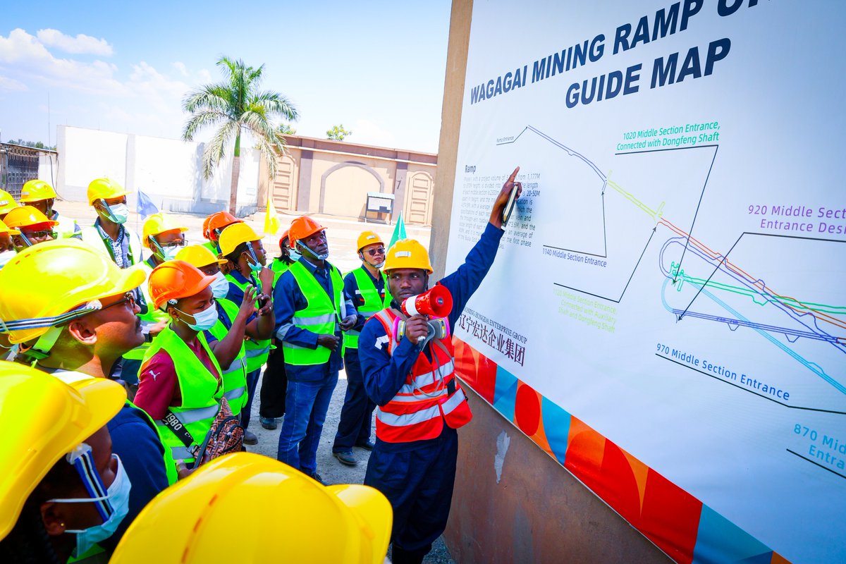 UgandaChamber's tweet photo. Following the visit to the Tiira ASM Zone, delegates now get a closer look at large-scale gold mining and processing, creating an opportunity to compare different models within Uganda’s gold value chain.

The visit explores modern mining and processing technologies, beneficiation, environmental and social management, local content, employment and community engagement. #UCEM  @MEMD_Uganda @AshabaA @humfas @Patricia_Litho @PNyamutoro @DrMusenero @irenebateebe @kcbbankug @EcobankUganda @Wagagai_Mining @dutylex