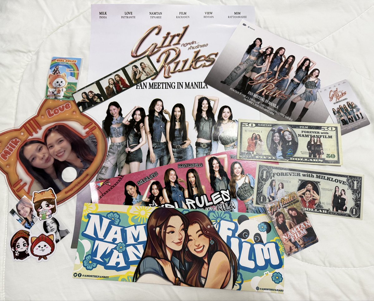 moonpoofoo's tweet photo. Thank you for the freebies lunars and muvmuvs!! 🫶Too bad I didn’t get to find many viewmim freebies 🥹

#GirlRulesFMinManila https://t.co/K7iEU1VkYo