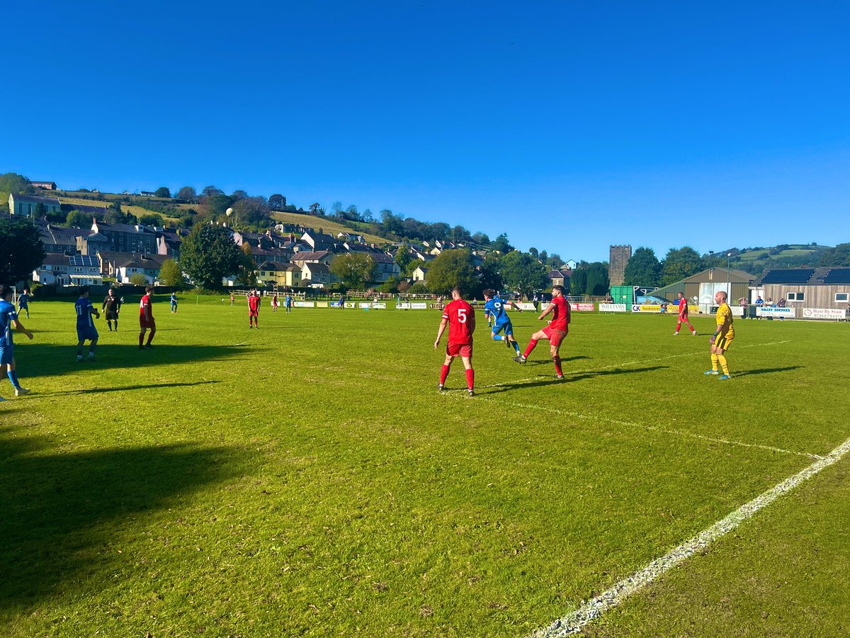 seangroundhops's tweet photo. 🏴󠁧󠁢󠁷󠁬󠁳󠁿 • 03/10/2026
Ground #379 - Llandysul Park
CPD Llandysul 2-5 Newcastle Emlyn 

Weekend away in West Wales and an unexpected new ground. Such a stunning place to watch football - amazing backdrop. An area of Wales I’ve not seen too many games either so a nice bonus. https://t.co/0ZUwHmvOk3