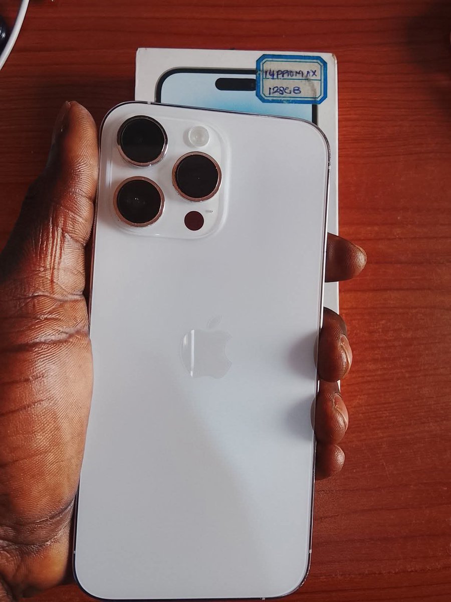 EkeminiEdet80's tweet photo. Guys is for sale I just need an upgrade, it is iPhone 14 pro max, this is how much I bought it then. Price is negotiable if you want to buy. https://t.co/Wmirv4K0qN