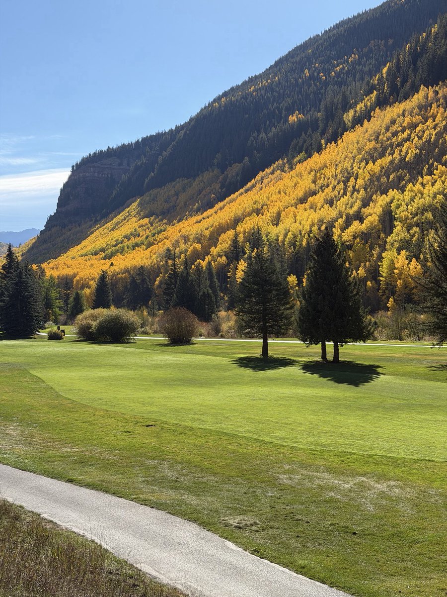 parkerjlathrop's tweet photo. Beautiful day in Vail! https://t.co/LKdMlmrdt1