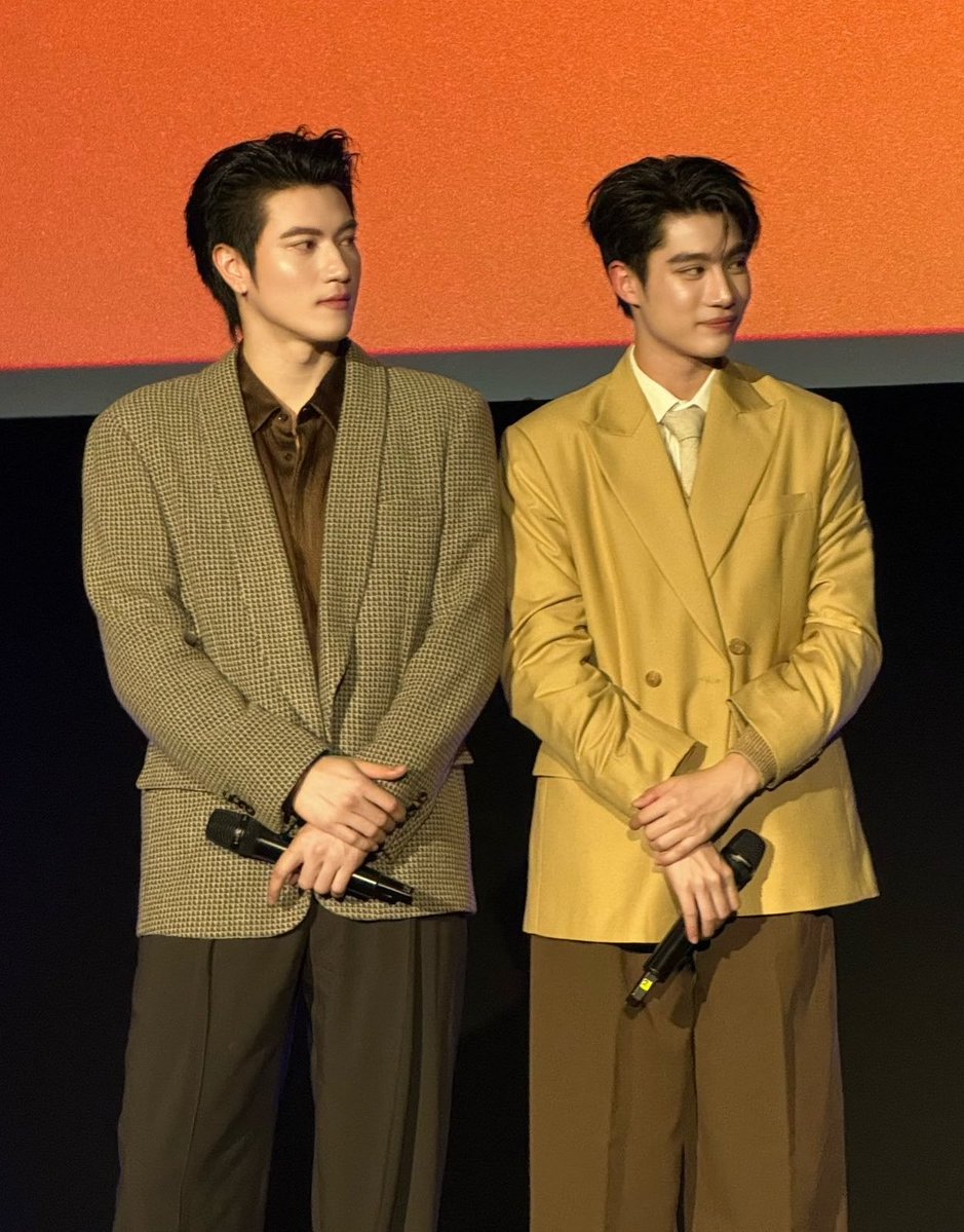 giga128daytoy's tweet photo. มาดูคู่ฉันนนน มาดูเหอะะะ รูปสดจากโทรศัพท์ยังขนาดนี้เลย https://t.co/Vxit8srJDw