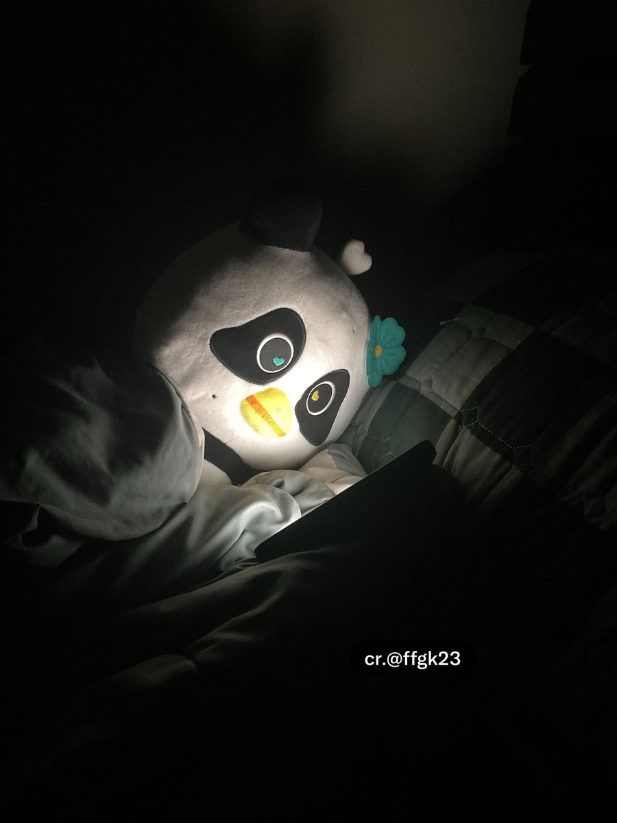 drm_xs's tweet photo. ตอนแม่ๆสวีทกัน ลูน่านอนดูอยู่ท่านี้ https://t.co/tjNDvCLha3