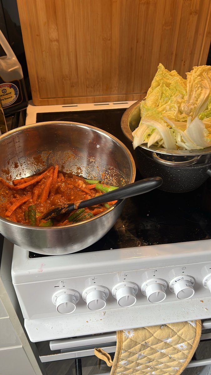 Trufflesss_'s tweet photo. Kimchi time fuckers https://t.co/KGoYcPRrqj