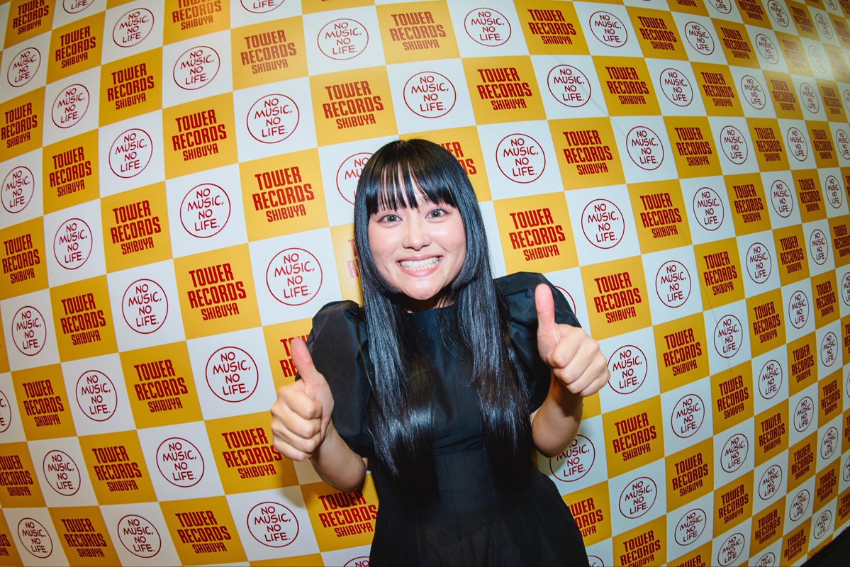 upitter626's tweet photo. 大阪公演ありがとうございました！🐙

大阪にまたライブで来ることがきて本当に嬉しいです！大阪大好きな気持ちが更に増した日でした✨
また皆さんに会える日を楽しみにうぴ子全身全霊突き進む🔥
次回は名古屋公演！張り切って参ります！
byうぴ子

そして‼️明日10月4日18:30〜
3rdアルバム『激動』のリリースを記念し
【タワーレコード梅田NU茶屋町店】
にてうぴ子 弾き語りライブ＋サイン会があります🎸
参加方法などの詳しい情報はこちら↓
https://t.co/5Y9pgeImM8