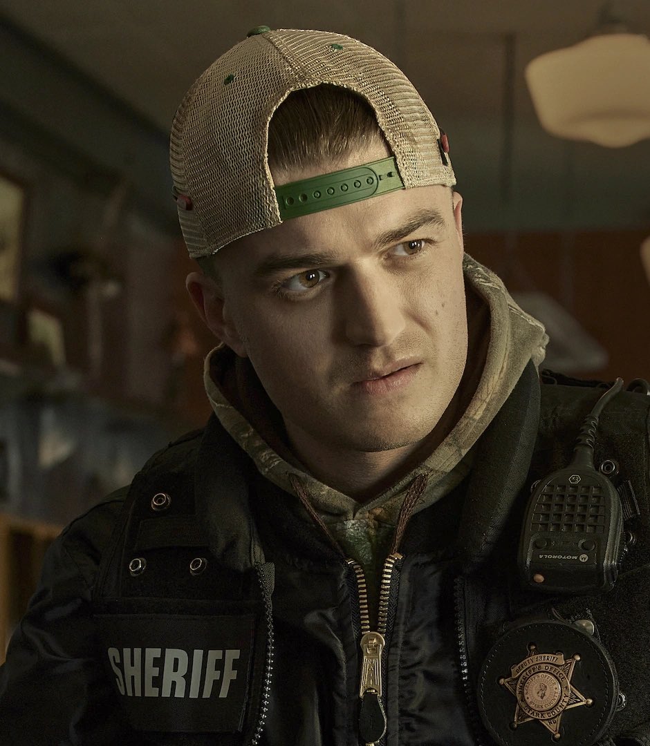 zeroflyingrats's tweet photo. Can we talk about how well rounded incredibly talented Joe Keery is https://t.co/8Fyul3oCYm