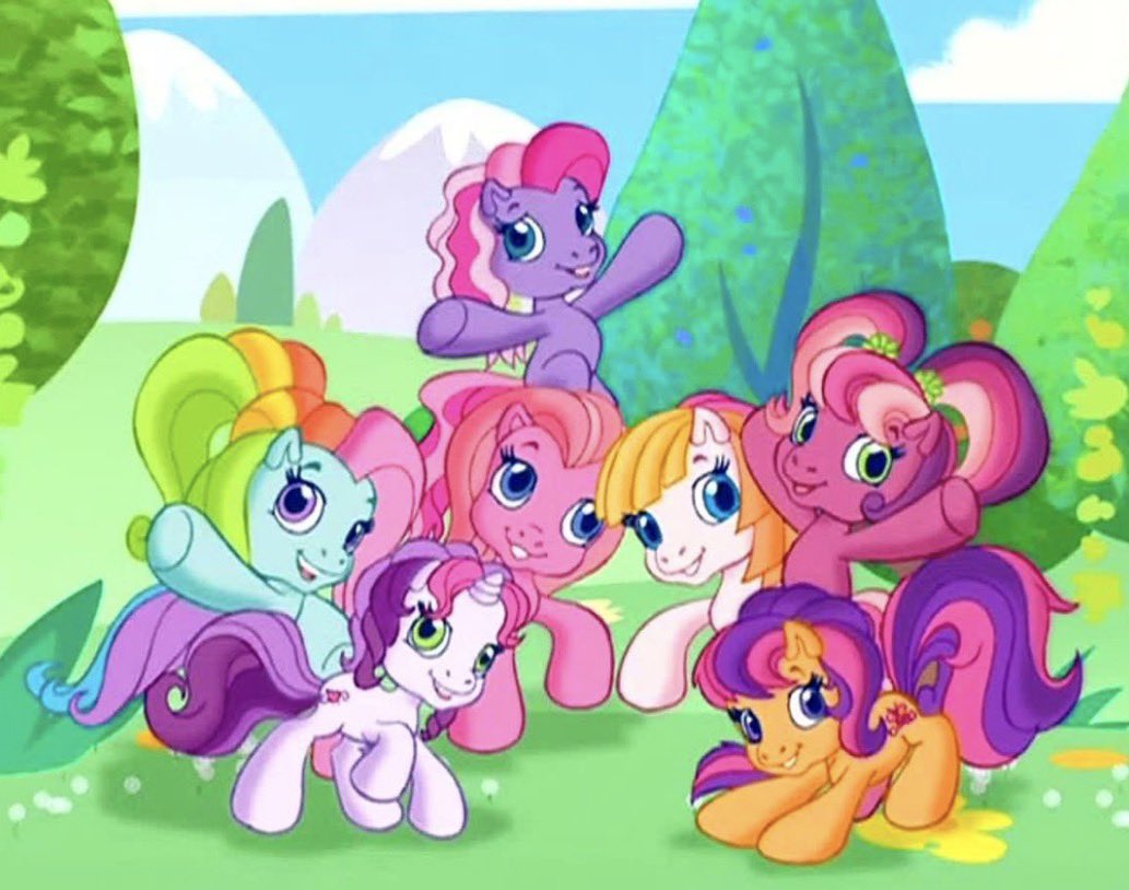 pinkaminaa's tweet photo. they had no idea hasbro was about to play in their faces https://t.co/b1IIqlIJbr