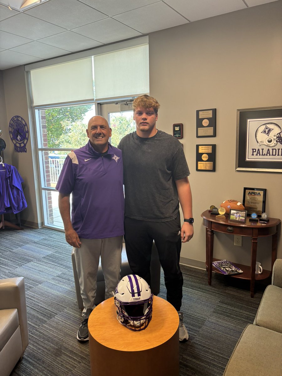 xaendicott64's tweet photo. After a great conversation with @FUCoachHendrix I am blessed to receive another D1 offer from Furman University @Kyle_Jolly @PaladinFootball @DexPreps @Jdsmith31Smith @cjenks1279 @TDARecruiting @ALPrepStars @CoachSamAdams @Coach_Yarb https://t.co/xPW6d46ouk