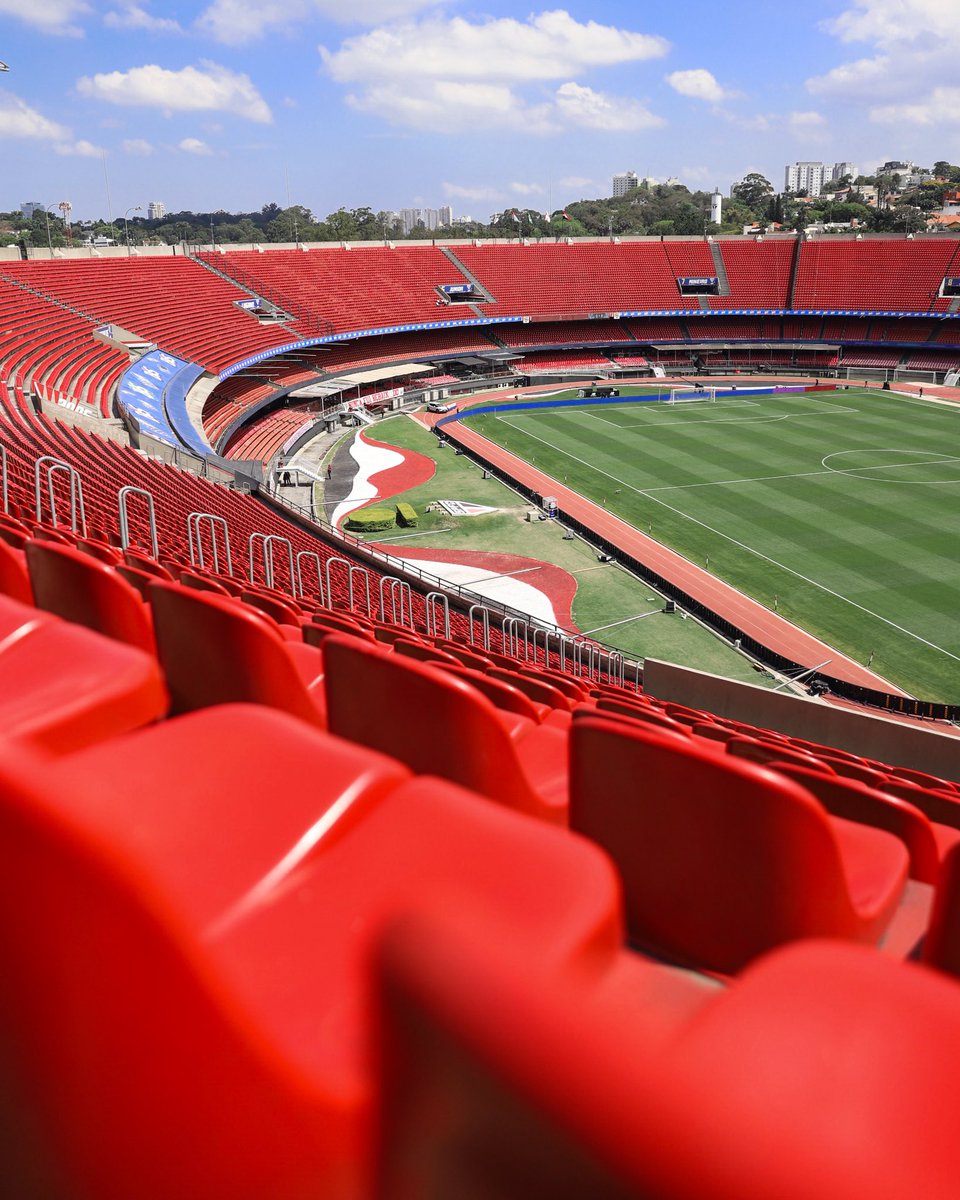 SaoPauloFC_Fem's tweet photo. 🏟️ Nossa casa está linda e pronta para receber você, torcedor! 

#FutebolFemininoTricolor
#VamosSãoPaulo 🇾🇪 https://t.co/Ucs5E4mZYa