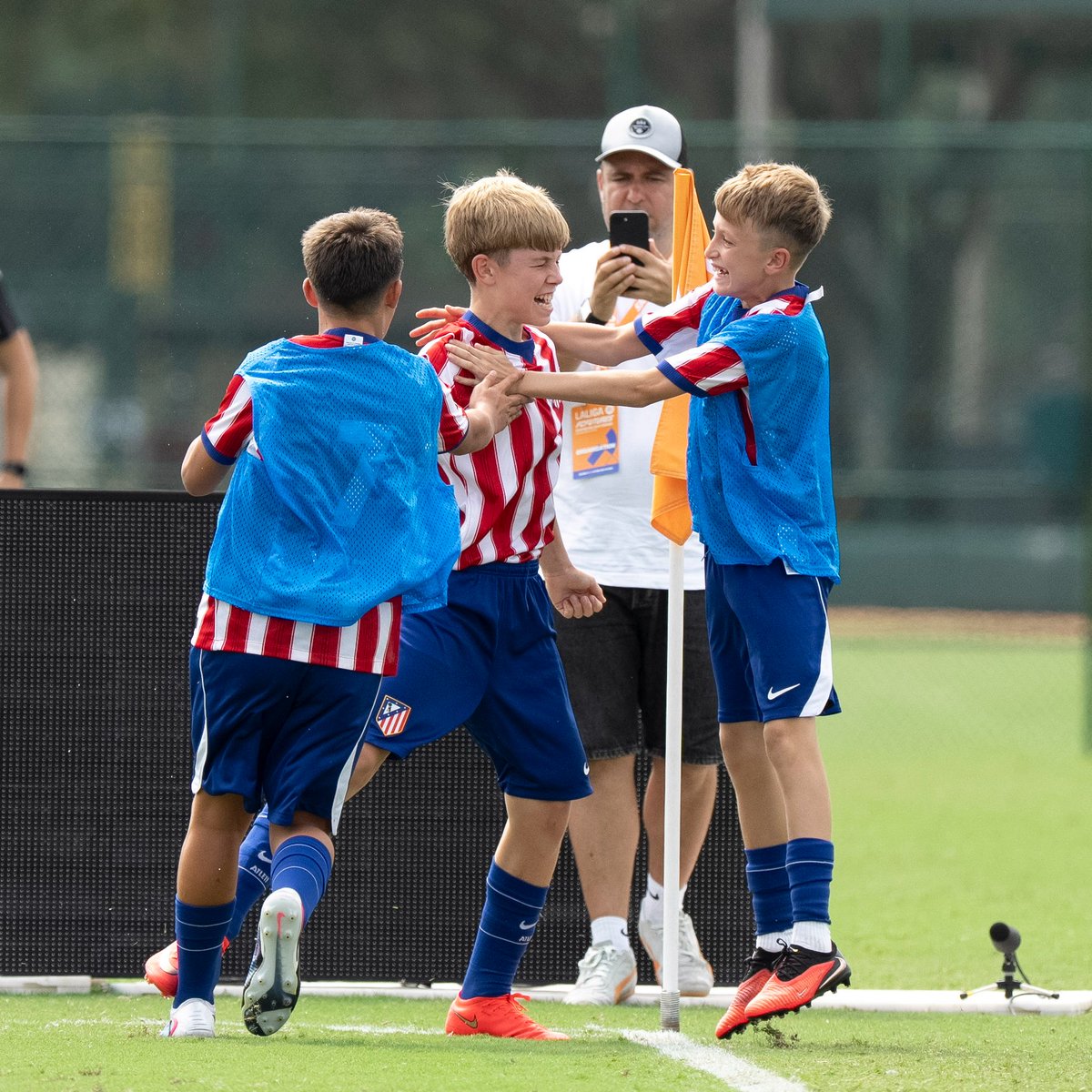 AtletiAcademia's tweet photo. ¡Esta noche jugaremos los cuartos de final de LaLiga FC Futures! 🔥

🆚 FC Barcelona
⏱️ 23:00 hora peninsular https://t.co/a6Z0FHobwY