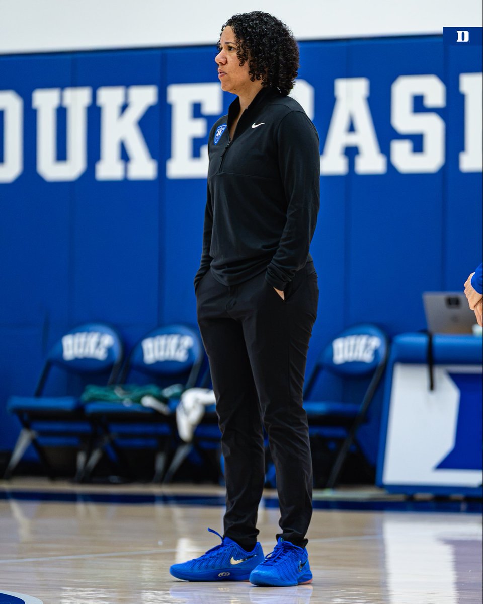 nosyone4's tweet photo. Kara Lawson repping the Caitlin 1s at Duke! looking good Coach https://t.co/MdWs8Bj2fj