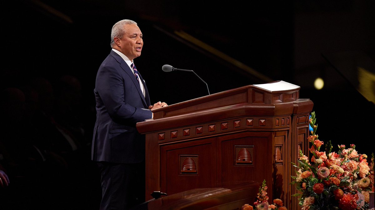 Ch_JesusChrist's tweet photo. "What a blessing it is to live in a time when apostles and prophets are on the earth."   

—Elder Vaiangina Sikahema  
#GeneralConference 

https://t.co/CSLs62DEPx https://t.co/X0WX8Qlk4E