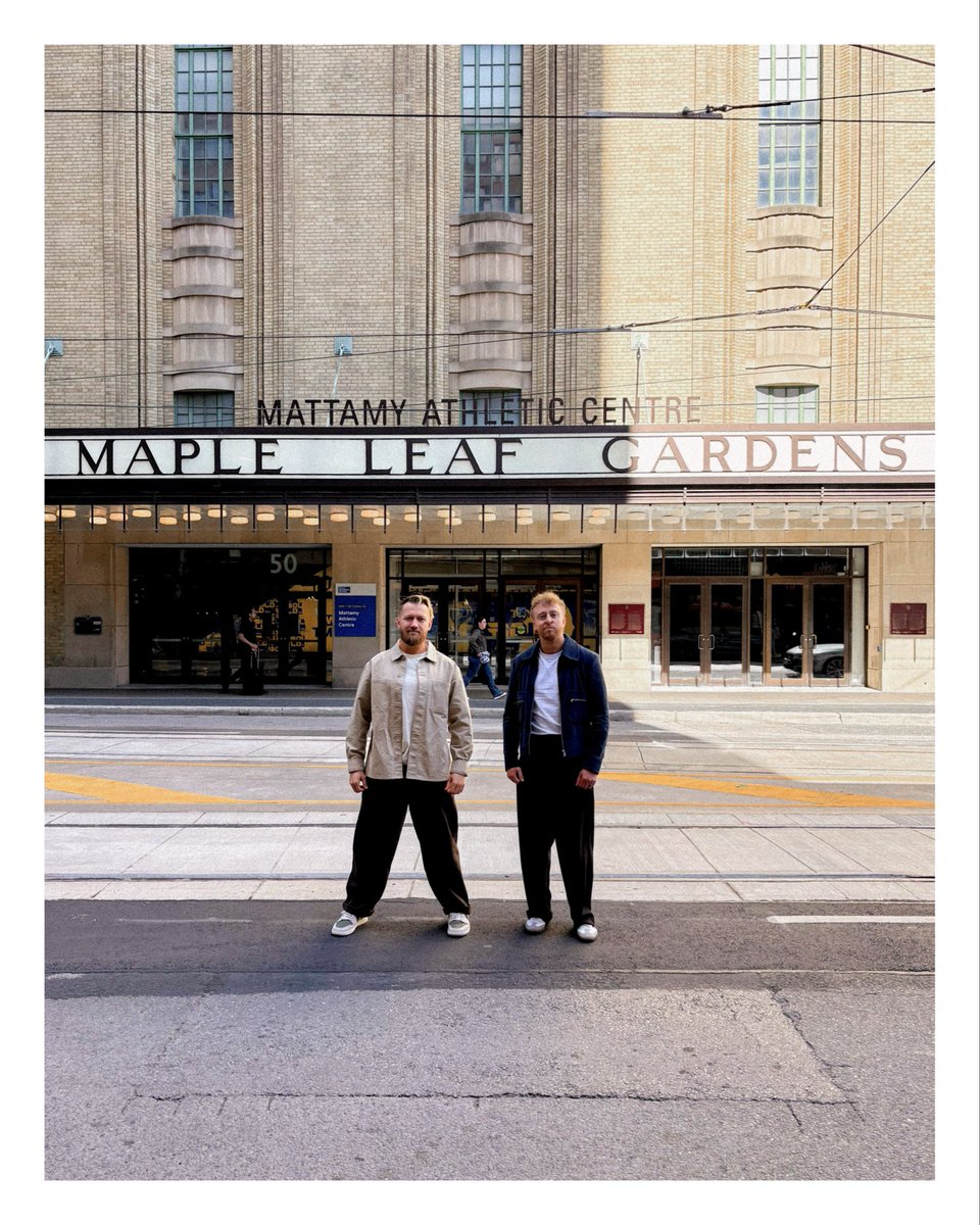 MandrewsJunior's tweet photo. 🍁 MAPLE LEAF GARDENS - SOLD OUT 🍁

Tonight is the finale of @MapleLeafPW season 1 🇨🇦

Don’t miss NORTHERN RISING live on @myaewofficial https://t.co/WZiKEQ68I6
