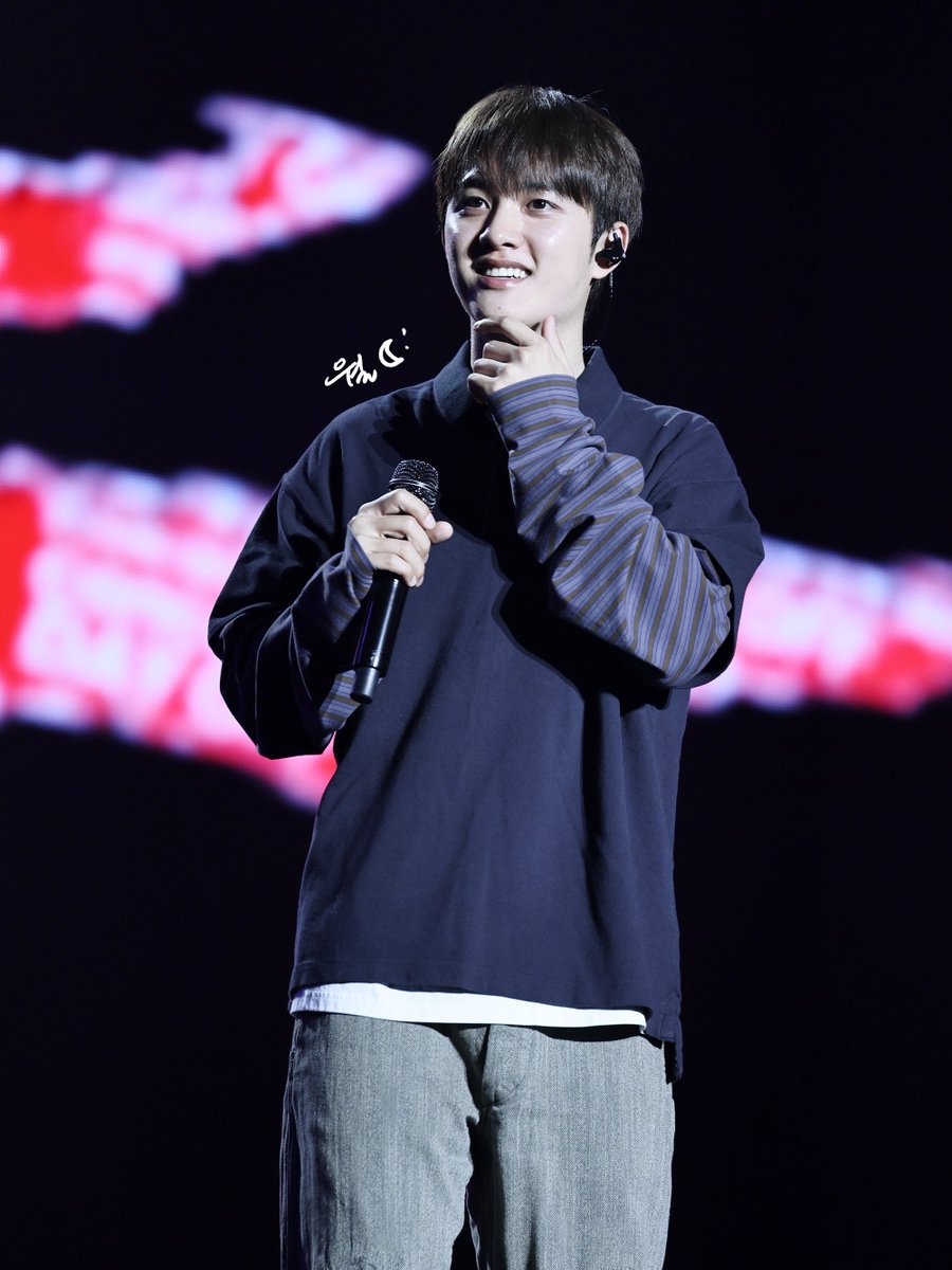 dal0808's tweet photo. 261002 도경수 Day off concert day1
귀여움그자체🥹
#도경수 #엑소 #dohkyungsoo #exo #都暻秀 https://t.co/kkjjyZ22oV