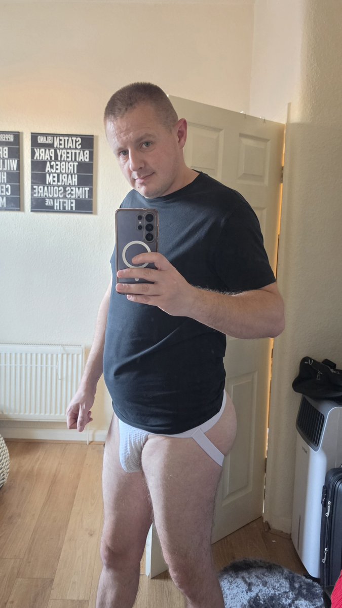 ANaughtyOne tweet picture