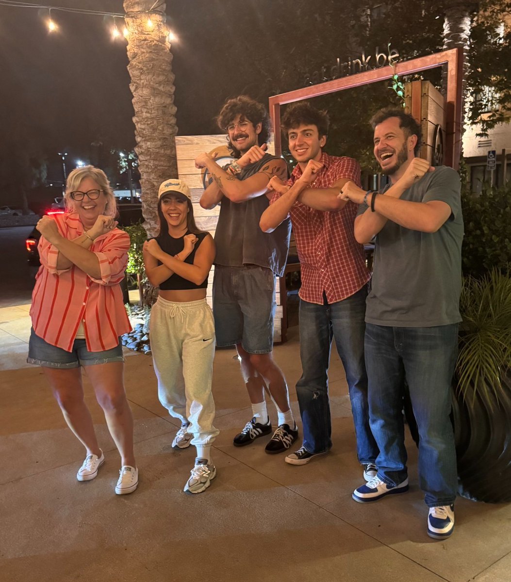realitydyke's tweet photo. so there's this day TWO alliance that worked together for most of the season, made jury, backstabbed each other in the end game and still ended up voting for one of their own to win #bb28 https://t.co/2FtD2UvPb0
