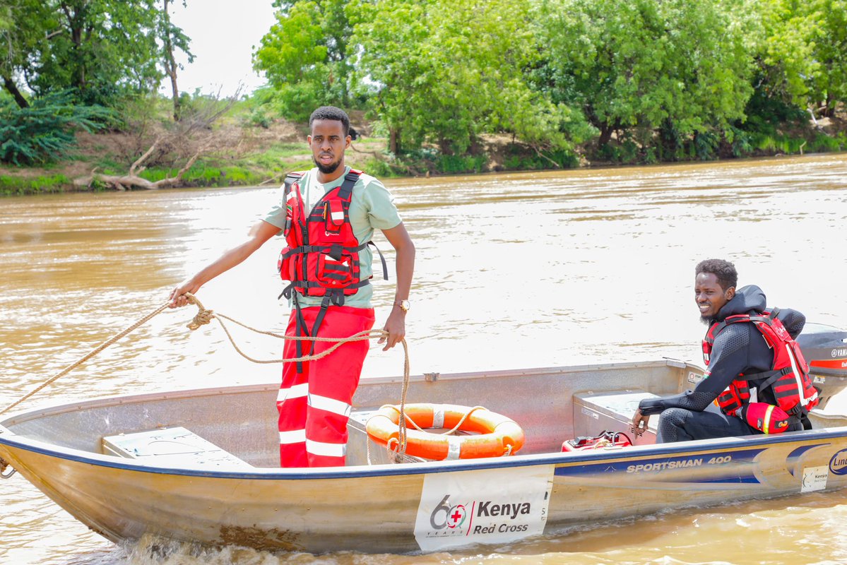 ElhajiMahat's tweet photo. 🚨 READY. TRAINED. READY TO SAVE LIVES! 🌊
Proud to be part of @KenyaRedCross #GarissaRCATAquaTeam as we sharpened our skills in #ElNiño preparedness and water rescue.
Grateful for this amazing team and our shared commitment to serve, respond and save lives. ❤️🇰🇪
#AlwaysThere https://t.co/NG2tgBh9R2
