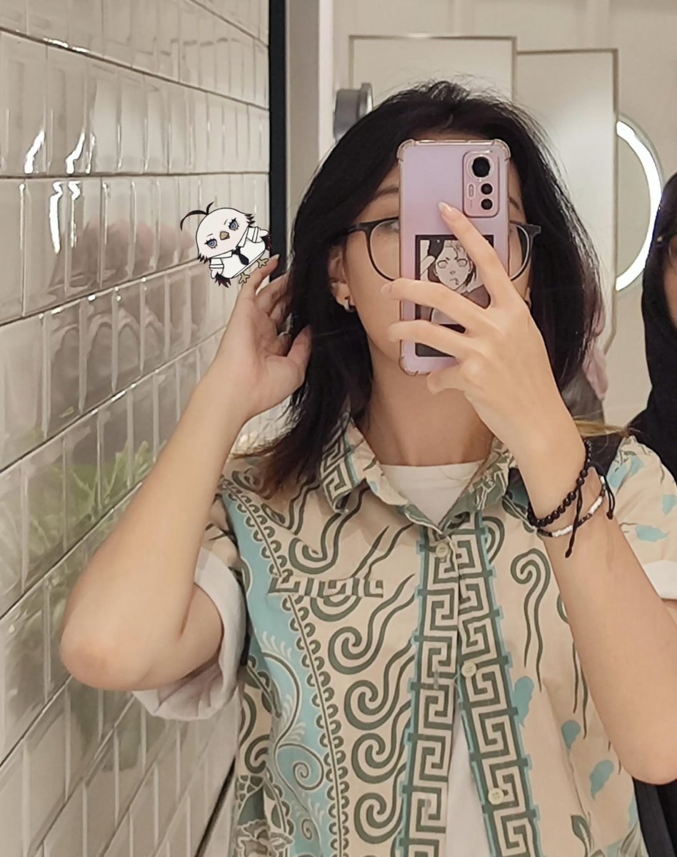 zoreuryaaa_'s tweet photo. day 3 selca day! (kali ini ga telat) 

happy birthday n happy anniversary Krow! keep being ur own kind of rare ya, u don't have to dim ur light just to make the world comfortable! 🧡 #TheBlackwingTrilogy https://t.co/w0G0ujAeUs