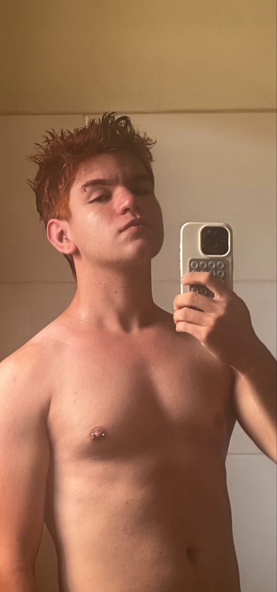 MacaleAlyssa's tweet photo. O novinho gostoso do Arthur que ficou viúvo, vazados batendo uma no banheiro, rola rosinha, grande, chega da água na boca 🤤👇💦

Veja o video completo no Grupo e muito mais 😈👇💦 👇👇
https://t.co/2HPPhczsev https://t.co/FN16VJMAk4
