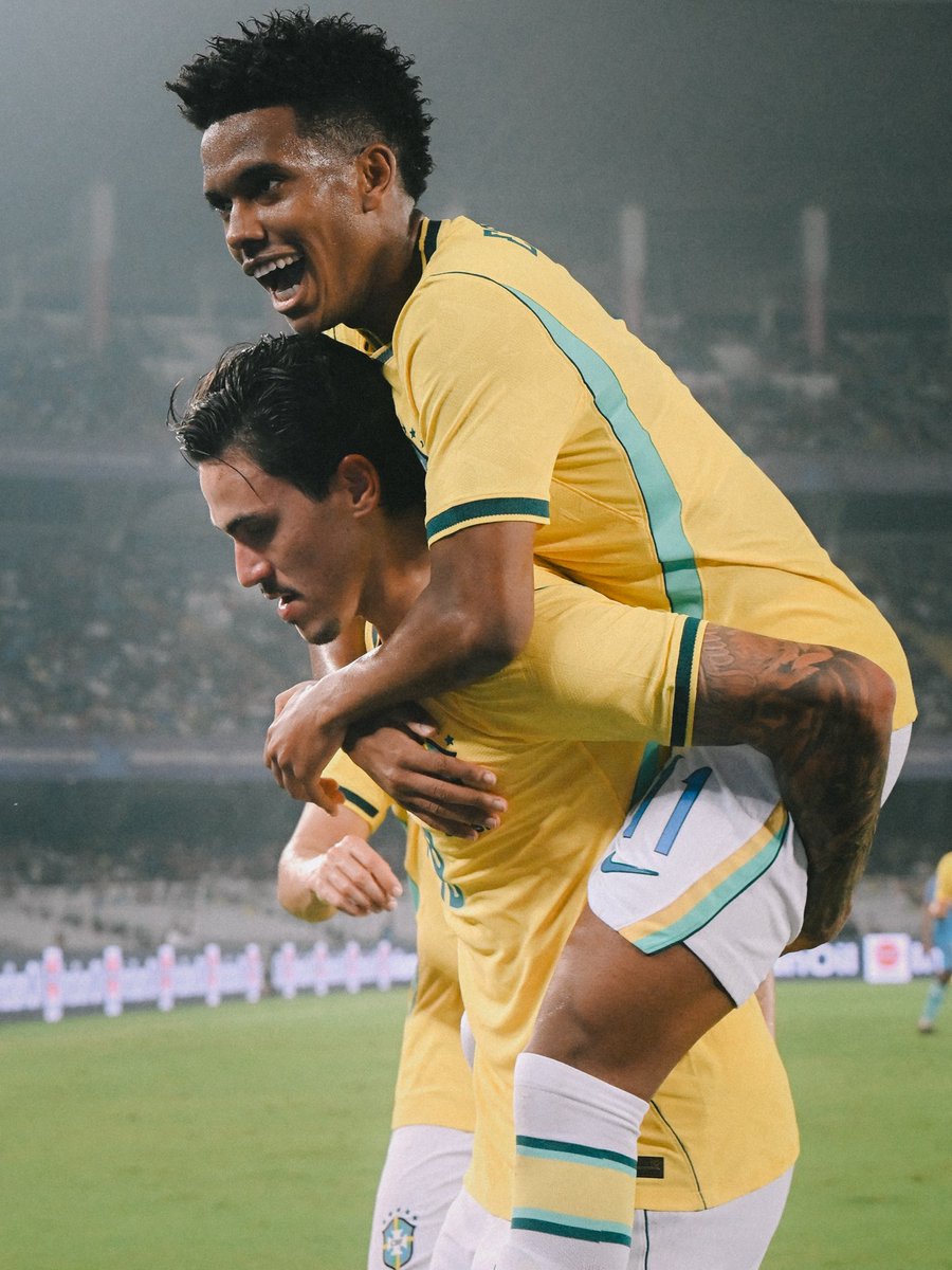 ChelseaFC's tweet photo. ⚽️🅰️🤝🇧🇷 https://t.co/gqwVYG6wmV
