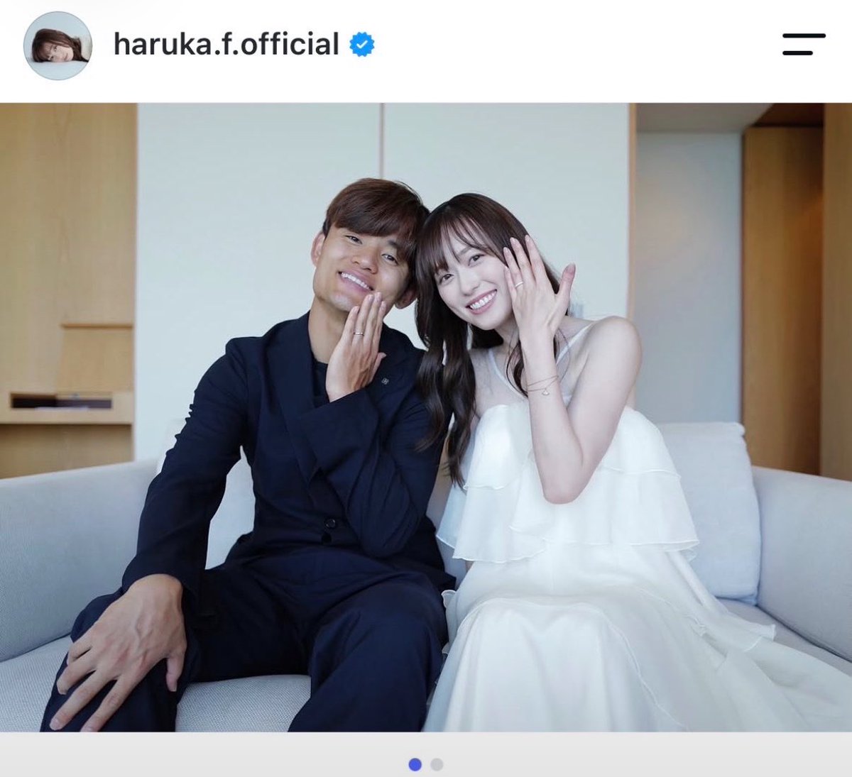 ellytsura's tweet photo. 今気づいたけど、福原遥ちゃんの結婚発表のドレスTHE TOEじゃん😭😭😭
センスよすぎる https://t.co/nXxu49M80c